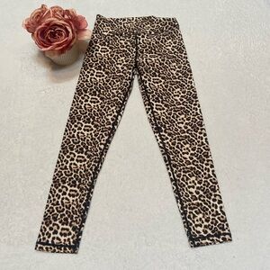 ZYIA ACTIVE Size 4 Leopard Bootie Sculpting Leggings